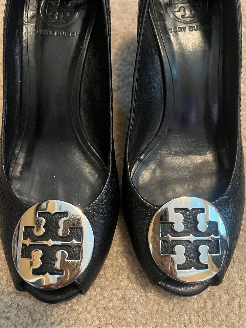 Tory Burch Black Leather 7 1/2 - Picture 5 of 10